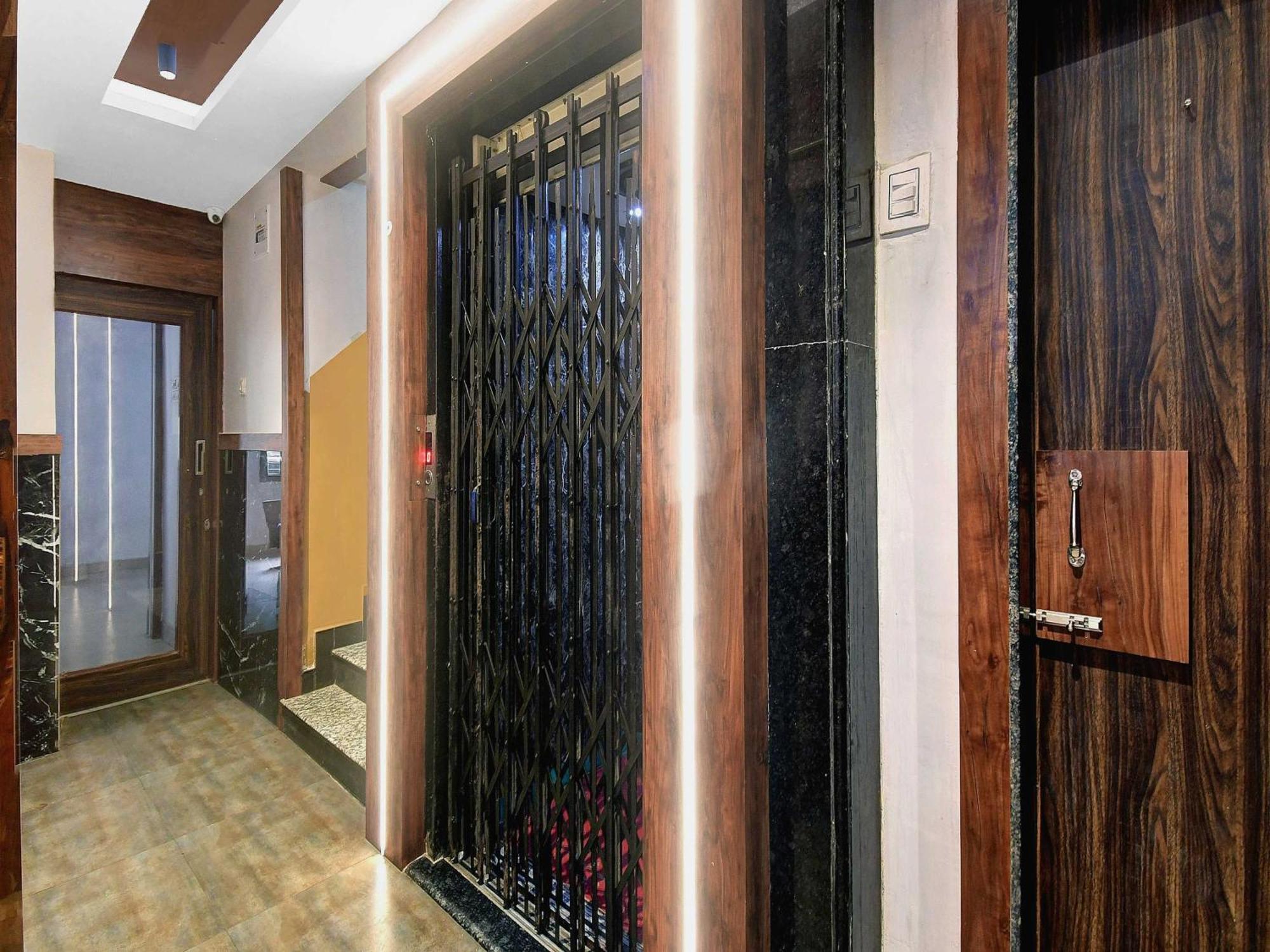 Hotel O Grand Lazeez Hāora 외부 사진